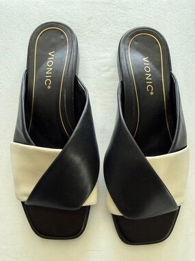 Vionic Women's Poppy Miramar Sz 9